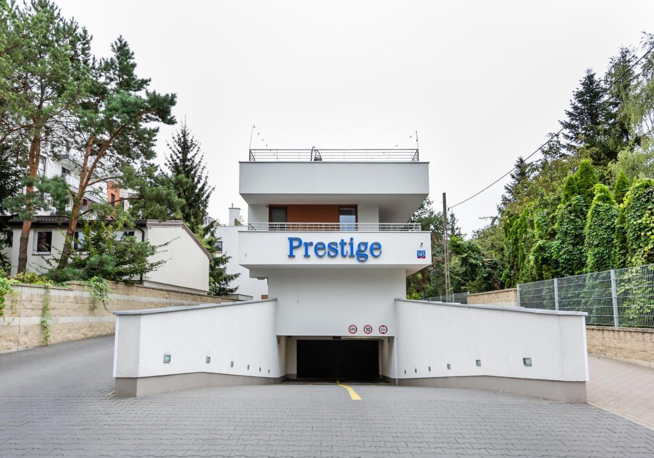 Prestige Verdant Apartment Varsavia Esterno foto
